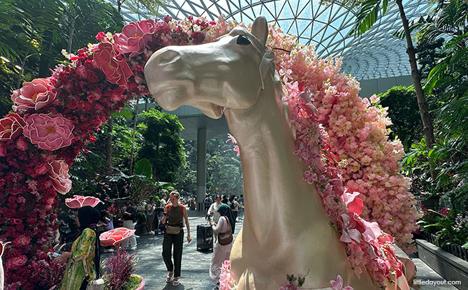 Jewel & Changi Airport Celebrate Chinese New Year With A LNY Bazaar, Displays & Festive Experiences 1 Jewel Changi Airport Chinese New Year Celebrations 2026