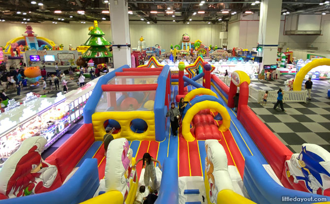 10 Bouncy Castles At Jumptopia Triple Adventure: Marina Bay Sands Now Till 5 January 2025 Jumptopia Triple Adventure At Marina Bay Sands