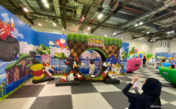 Meet-and-Greet CoComelon & Sonic the Hedgehog characters