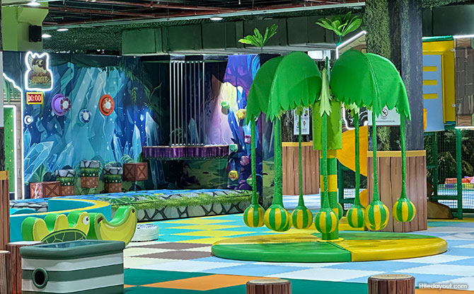 Jungle Gym SKS City Mall JBCC: Jungle-Themed Indoor Playground 5 spinning carousel