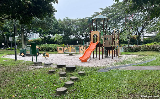 Jurong Central Park: Playground Games Jurong Central Park: Playground Games