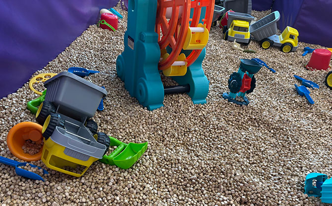 Play pit at Kiztopia Marina Square