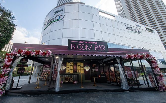 LEGO Botanicals Bloom Bar Pop-Up: Make & Take Activity & Floral Sets For Valentine's 1 LEGO Botanicals Bloom Bar Pop-Up at Raffles City