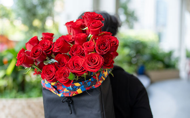 LEGO Botanicals Bloom Bar Pop-Up: Make & Take Activity & Floral Sets For Valentine's 5 Bloom Squad Guys