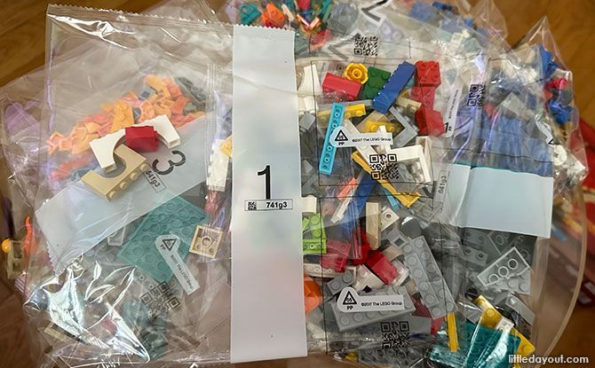 Unboxing the LEGO Dragon Set