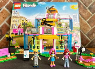 LEGO Friends 41743 Hair Salon Review: A Fun Build LEGO Friends 41743 Hair Salon Review: A Fun Build