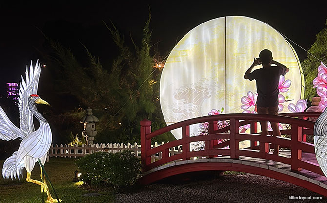 Lights By The Lake 2025: Jurong Lake Gardens Mid-Autumn Festival Lanterns & Light Up