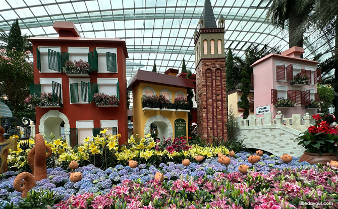 Lilytoptia at Flower Dome
