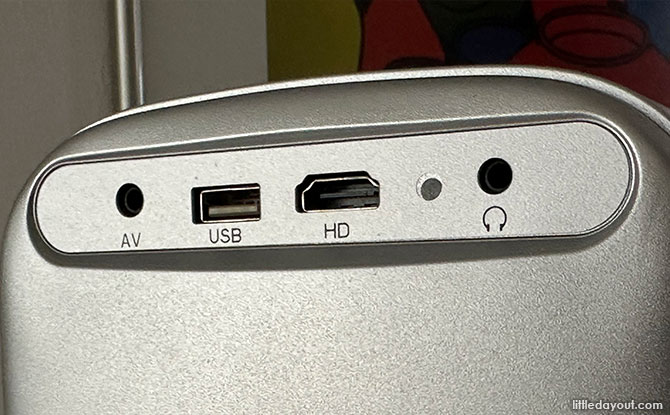 Ports on the LUMOS RAY V2