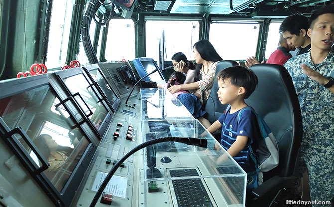 RSS Endeavour Ship Visit