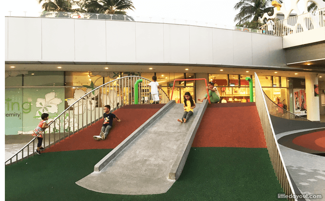 VivoCity Play court, Singapore Shopping Centre Playground