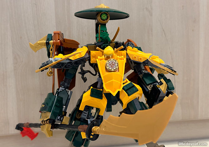 LEGO NINJAGO 71794 Lloyd and Arin’s Ninja Team Mechs Review: Let the Mechs Combine!