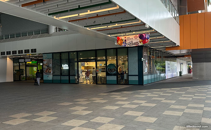 More One Punggol Food and Dining Options: Kaffe & Toast, Three Little Coconut, Subway and McDonalds