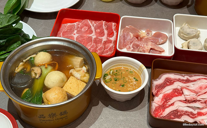 Meat, Seafood and Dumplings from the Premium Set Meat, Seafood and Dumplings from the Premium Set