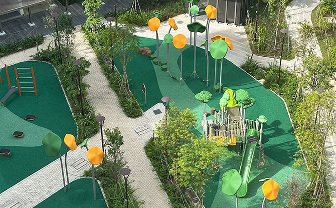 Playground at Parc Clover Tengah