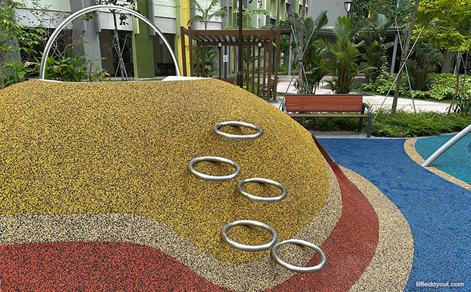 Parc Woods @ Tengah Playground: Arcs & Kiddiwinks 6 Play Hill