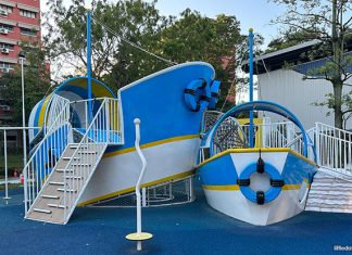 Park Aquaria: Ship Playgrounds At The Pasir Ris Park