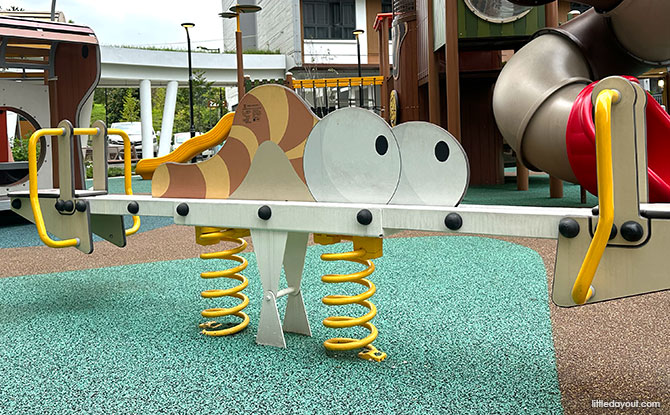 Park Edge @ Bidadari Playground: The Squirrel & The Snail 8 two-seater earthworm seesaw
