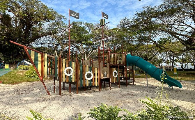 Pasir Ris Pirate Ship