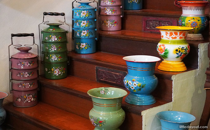 peranakan pots