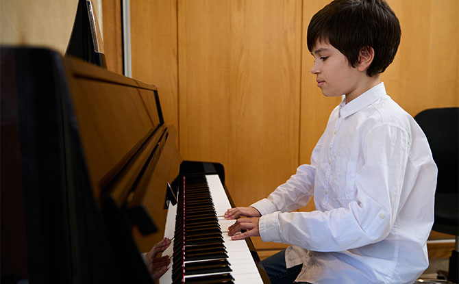 Choosing the Right Music School for Your Child