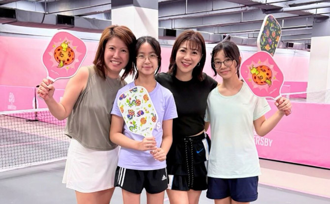 11 Fun Things To Do For Mother’s Day 2026 That Mums Will Enjoy 2 play pickle mothers day