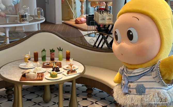 POP Mart & POP Bakery At Resorts World Sentosa: Singapore-Exclusive Merch, Cute Desserts & Twinkle Twinkle Appearances 5 Twinkle Twinkle Meet and Greets