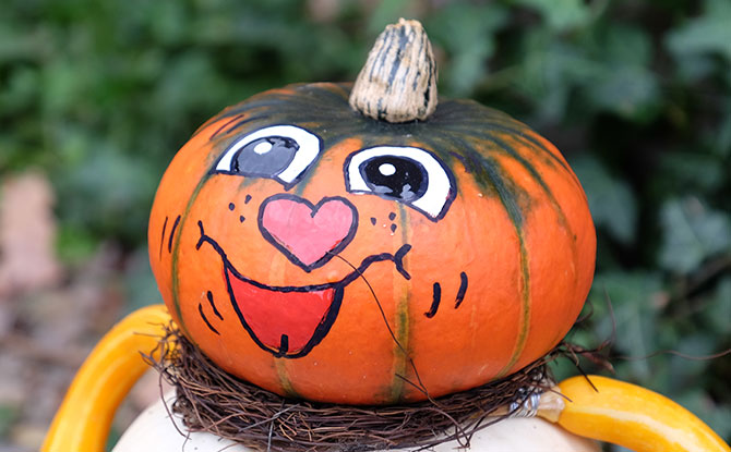 77 Pumpkin Jokes So Gourd That They'll Fill You With Laughter - Little ...