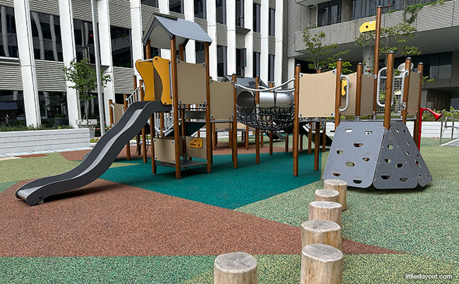 Punggol Digital District Playground: Play Spot Next To Punggol Coast Hawker Centre
