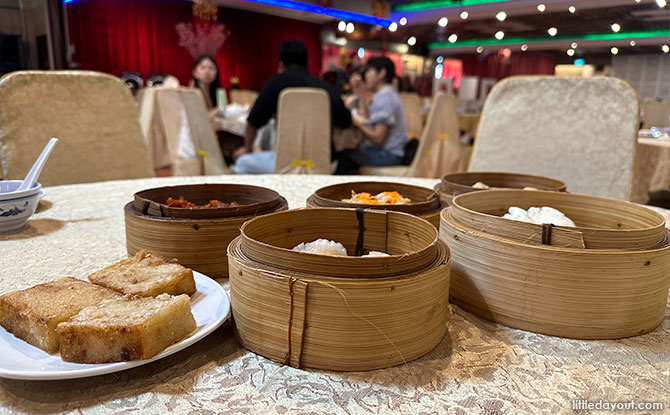 Red Star Restaurant: Old School Push Cart Dim Sum Red Star Restaurant: Old School Push Cart Dim Sum