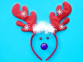 90 Reindeer Jokes That Will Sleigh You With Laughter