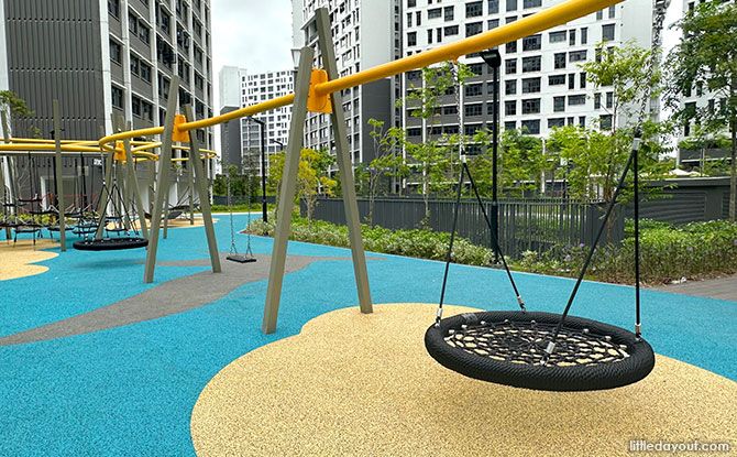 Swings at Rivervale Shores Flying Birds Nest Playground