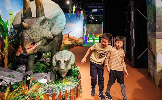 Roarr! Dinosaur Adventure Park At Let's Play @ Marina Square: Dinos Roar To Life