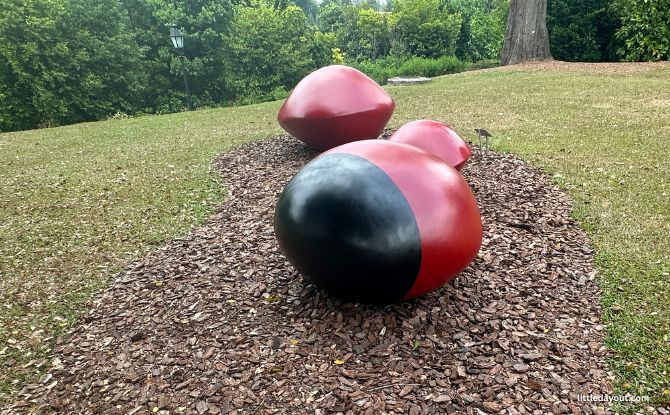 Little Stories: Saga Tree Grove At Gallop Extension 4 Biji Sayang Sculpture