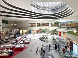 Sengkang Grand Mall: Food, Shops & Facilities