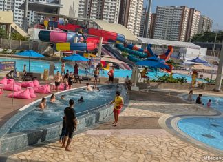 Sengkang Swimming Complex's Amazing Water Slides at ActiveSG Sengkang Sport Centre