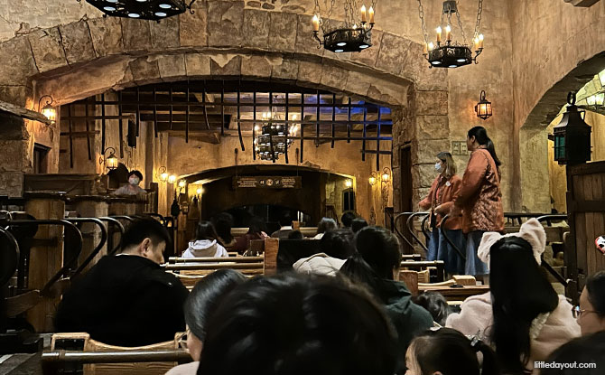 Shanghai Disneyland: How We Spent 2 Wonderful Days In The Theme Park As A Family 14 Shoutout to Our Favourite Shanghai Disneyland Ride: Pirates of the Caribbean - Search for the Sunken Treasure