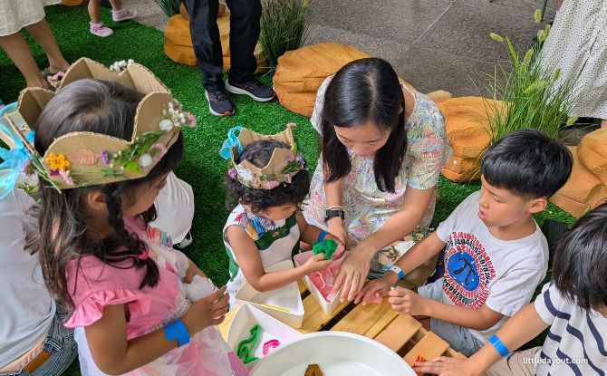 Little Sips By Sip Sip: Saturday Brunch With Free Children’s Programme 3 themed craft session
