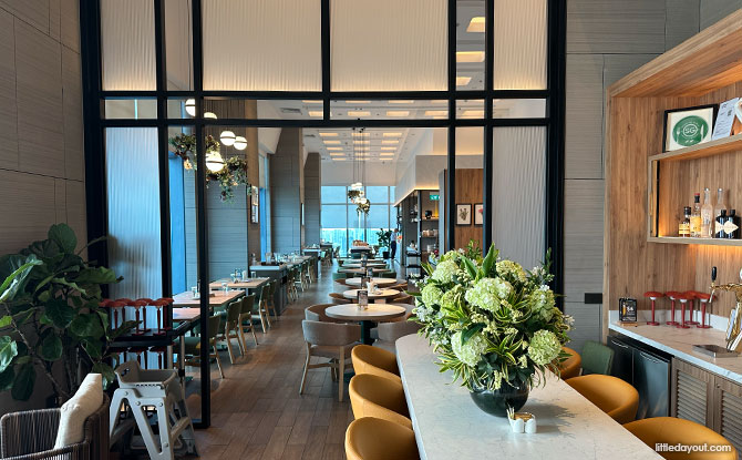 Sky22 at Courtyard by Marriott Singapore Novena: Dining with a View