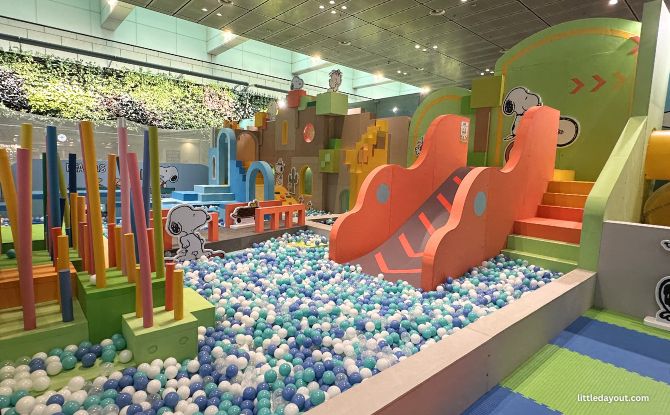 Ready, Sweat, Go! With Snoopy & His Siblings At Changi Airport: Sports Adventures From 29 May to 12 July 2026 3 Snoopy playground at Changi Airport