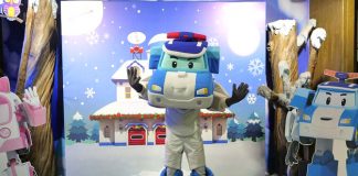 Happy Poli-days at Snow City Singapore