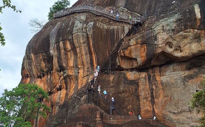 Sri Lanka With Kids: 9-Day Trip To The Pearl Of The Indian Ocean 10 lion rock
