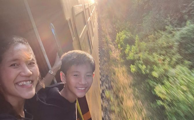 Sri Lanka With Kids: 9-Day Trip To The Pearl Of The Indian Ocean 2 Train ride