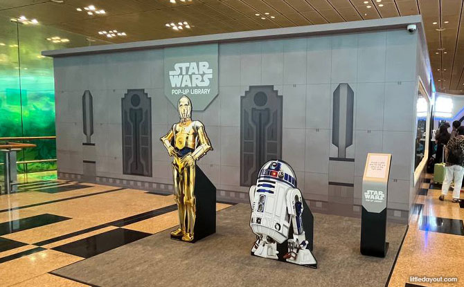 Visiting the Star Wars Pop-up Library at Changi Airport Terminal 3