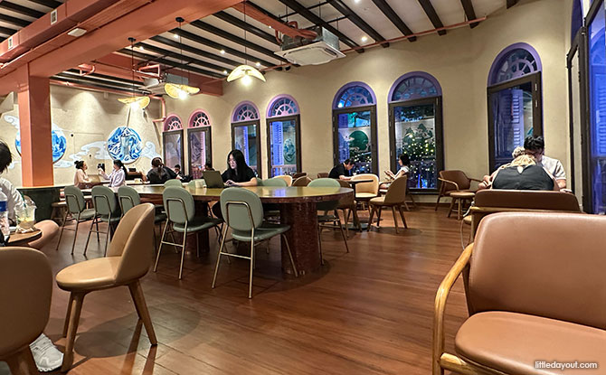 upstairs sitting area