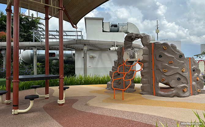 Tampines 1 Playground: Animals On The Rooftop 2 Sheltered Seat