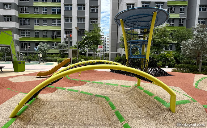 yellow netted bridge