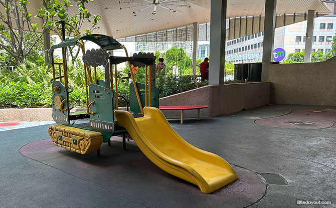 Tampines Mall Playground: Mini Bulldozer, Open Plaza, Shelter & Water Coolers