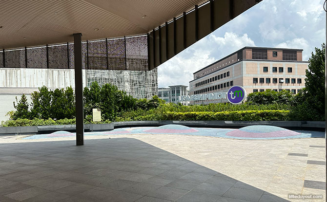 Tampines Mall Open Plaza