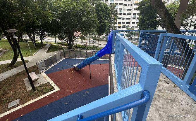 Teck Whye Heights Playground: Elevated Decks With 3 Levels To Explore Around A Tree 1 Teck Whye Heights Playground: Elevated Decks with a View